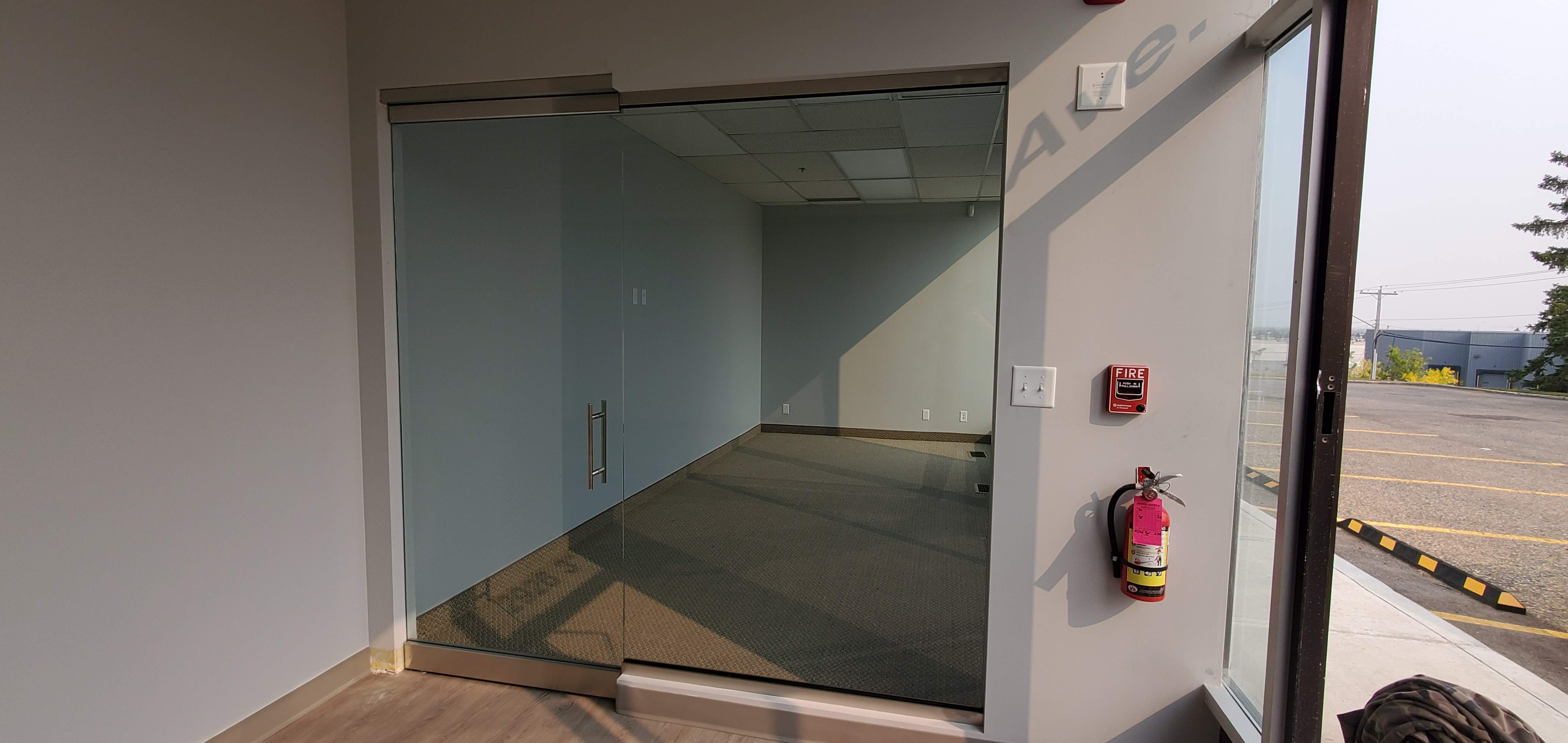 AROUND THE CLOCK GLASS SERVICE LTD. photo 1