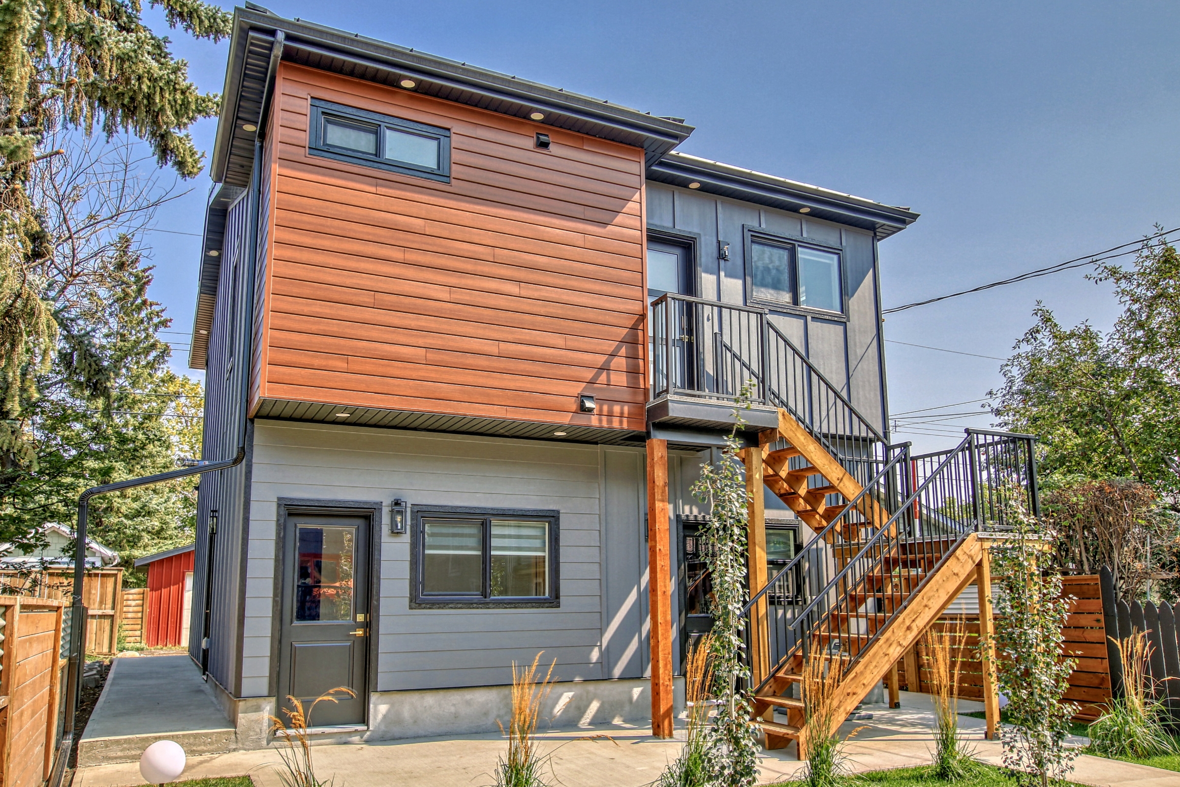 Garage Suites photo 1