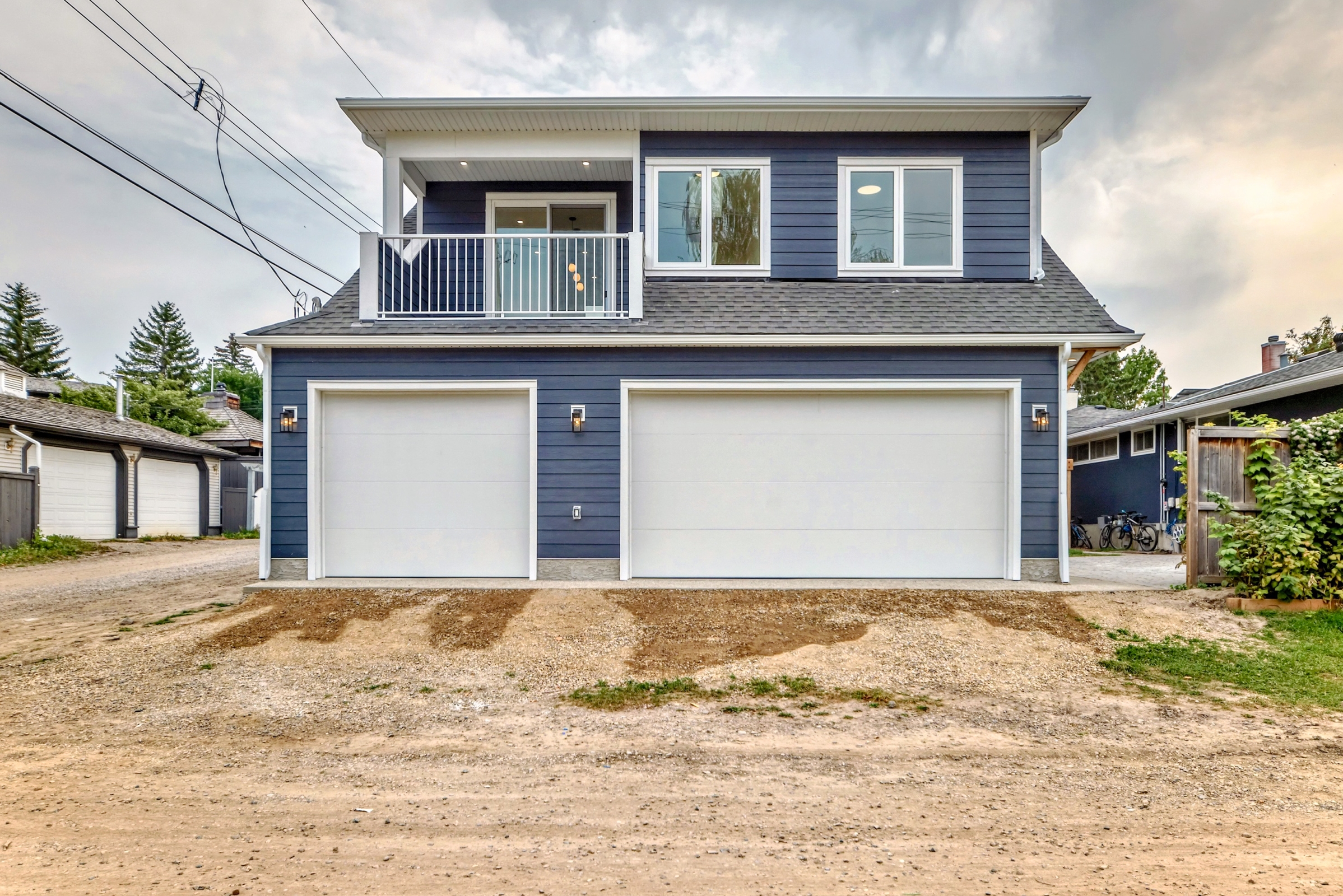 Garage Suites photo 4