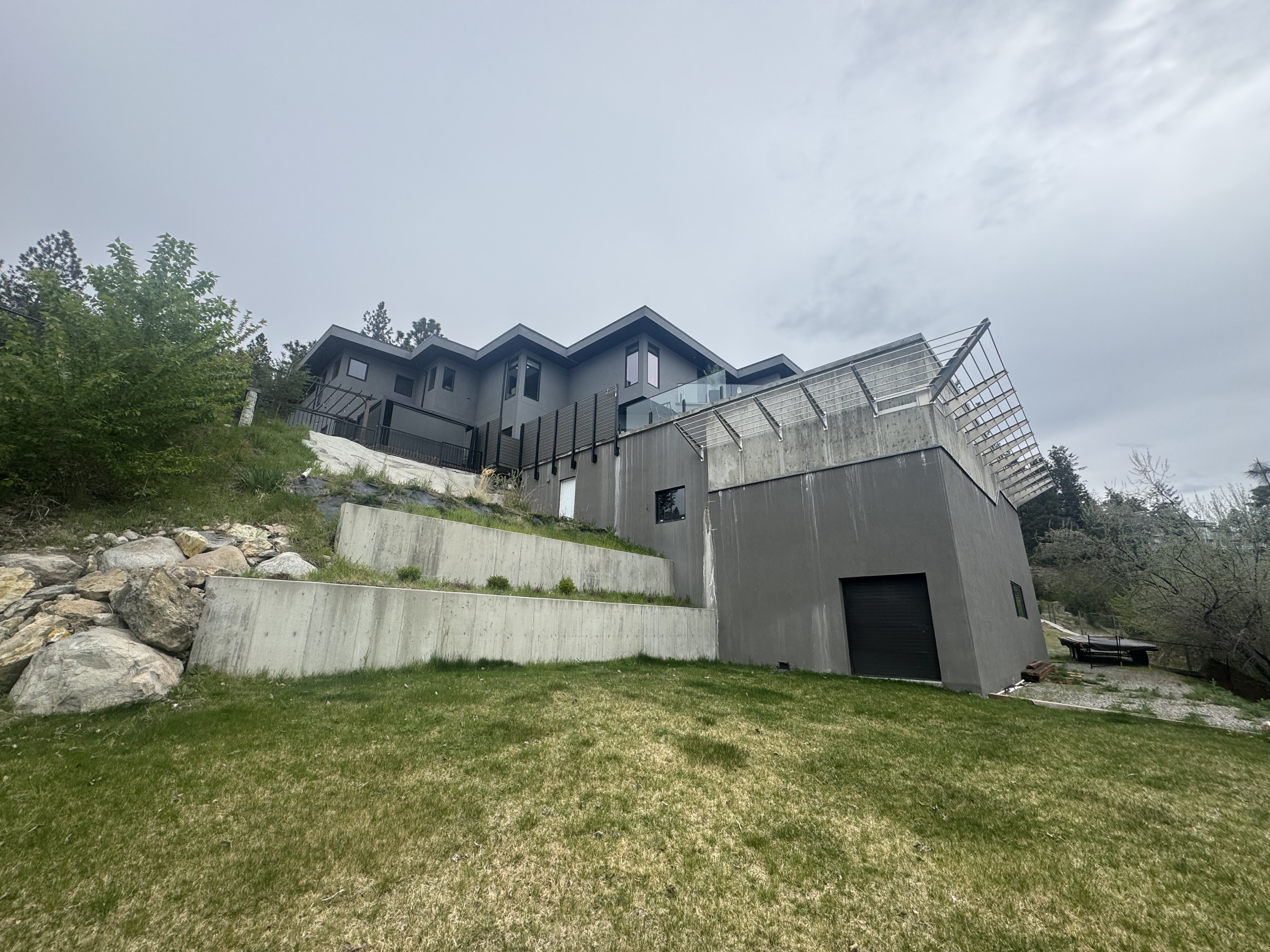 Mr & Mrs Paintastic Inc photo 1