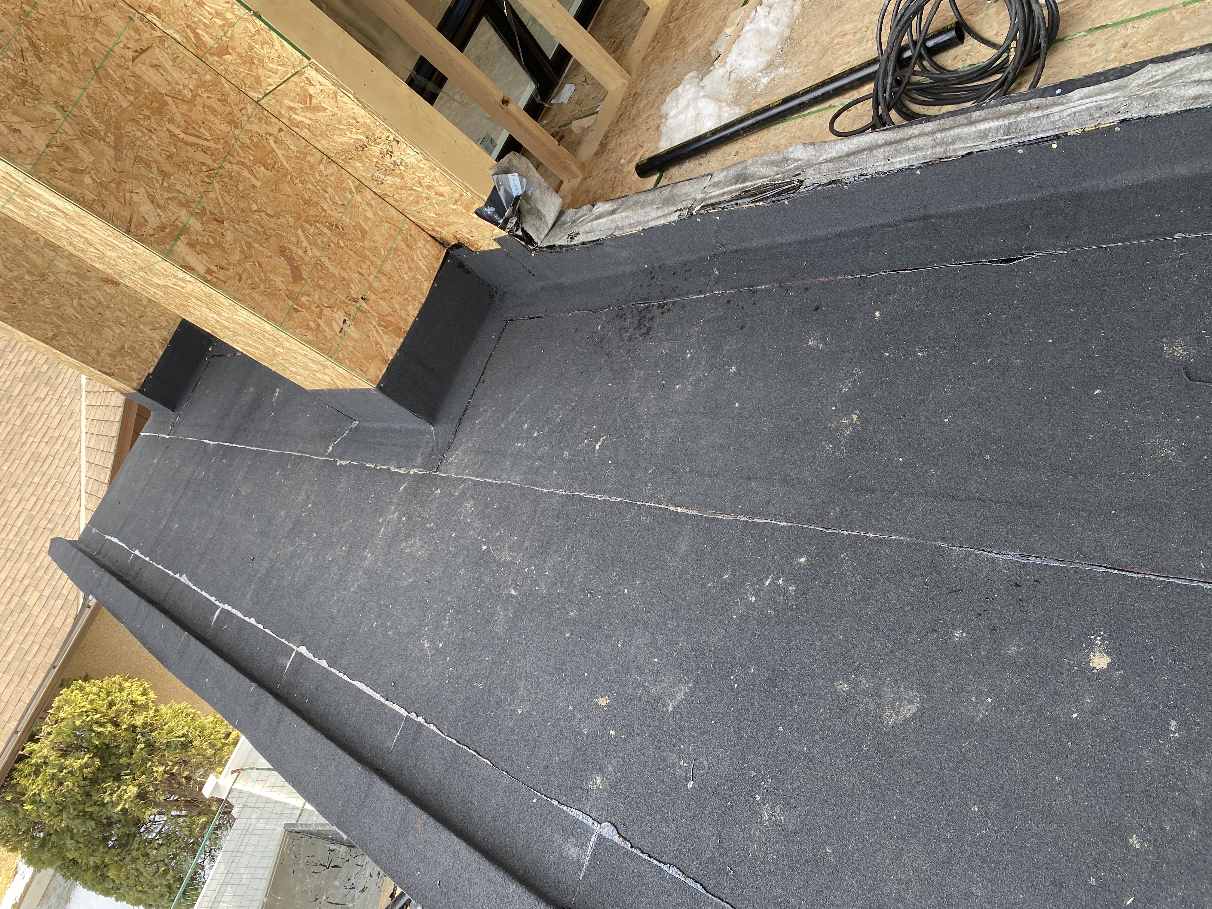 KMP exterior photo 1